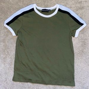 PrettyLittleThing Tshirt